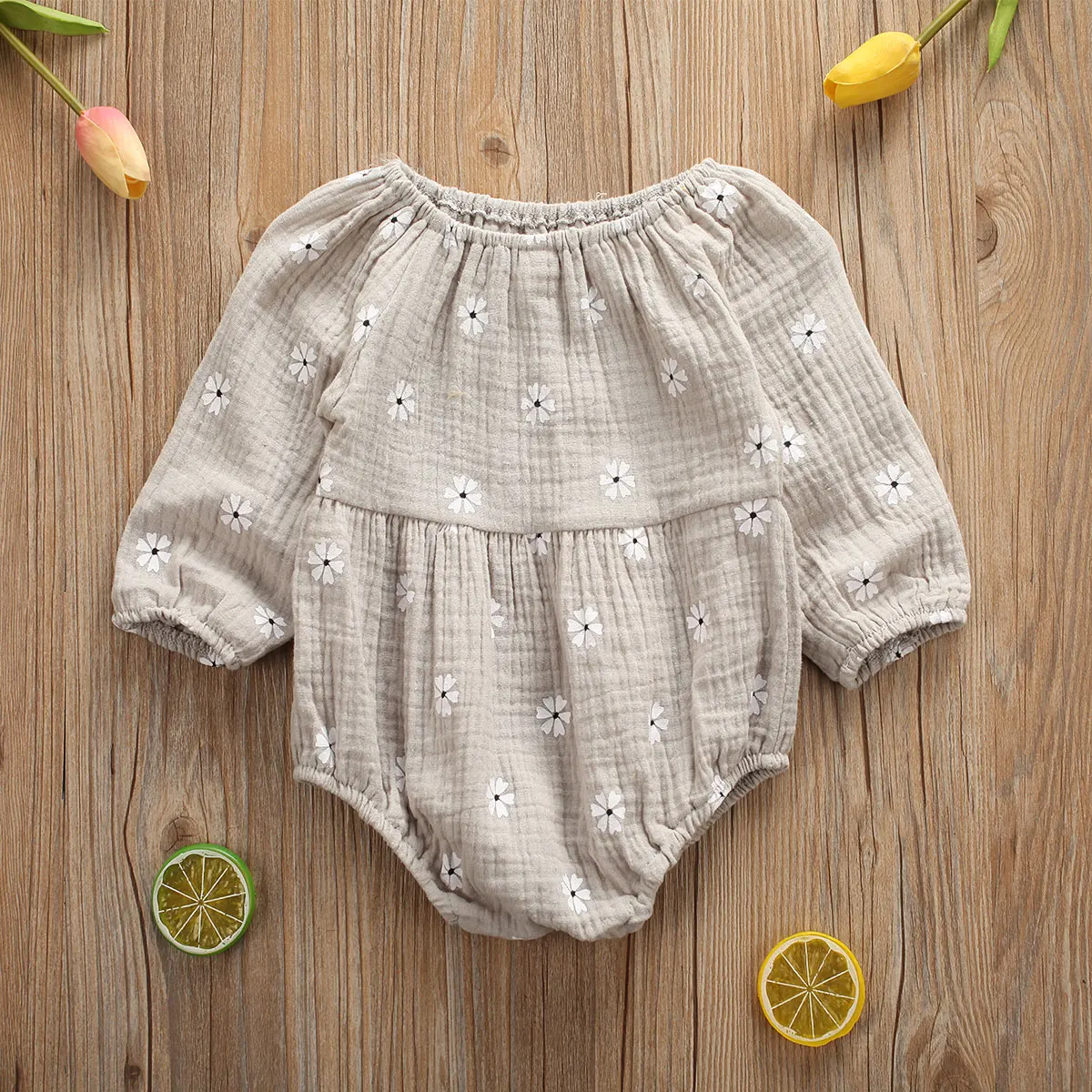 Брендовый боди для новорожденных девочек, одежда из хлопка и льна, осенний милый детский костюм для игр с цветочным принтом на возраст 0-24 месяца