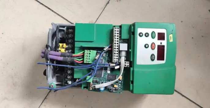SE23400075 0,75 Вт используется один, инвертор, хорошо работает