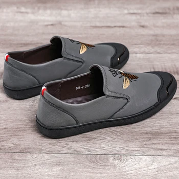 

2020 New Autumn Leather Men Shoes Black Gray Men Flats Sneakers Slip On Casual Adult Shoes Luxury Brand Walking Shoes For Mens