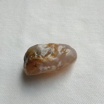 

Natural beautiful stone Ornamental raw stone raw agate Silk Road Collectibles unique collection