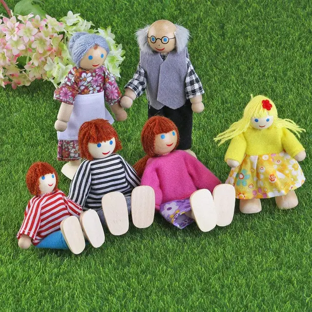 7pcs Cute Poseable Mini People Action Figures Wooden Dolls Pretend Family Members Toys for Children Kids Gift Home Decor 1