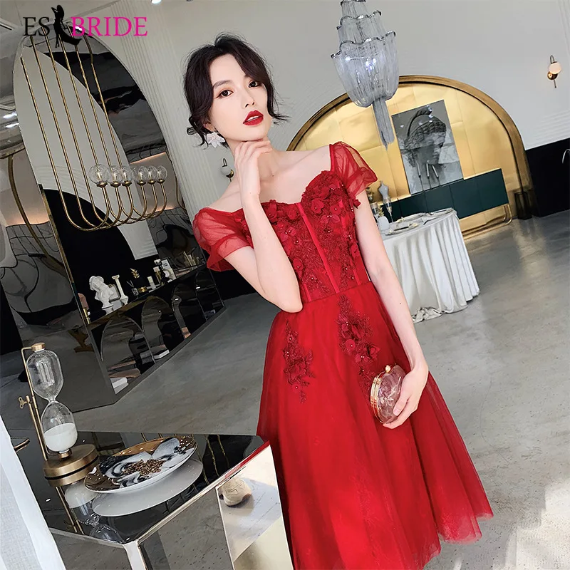 Red Robe Cocktail ES3052 New Year A Line Red Fashion Formal Dress Appliques Lace Short Cocktail Dresses Vestidos - Цвет: Красный