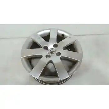 

PEUGEOT 308 tire