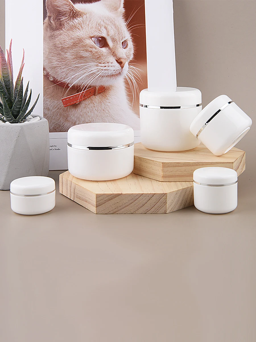 

10/30pcs 20/30/50/100/150/200g Refillable Bottles Travel Face Cream Lotion Cosmetic Container White Plastic Empty Makeup Jar Pot
