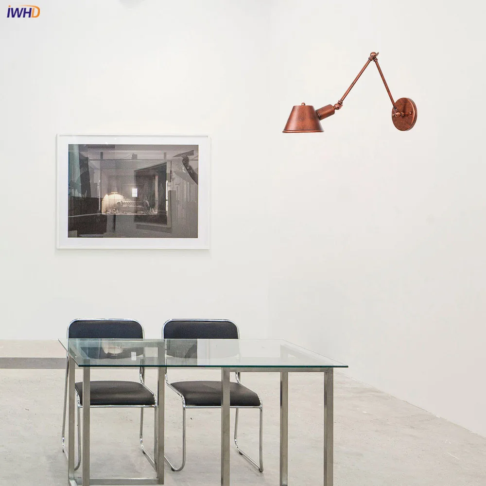 wall lamp (138)
