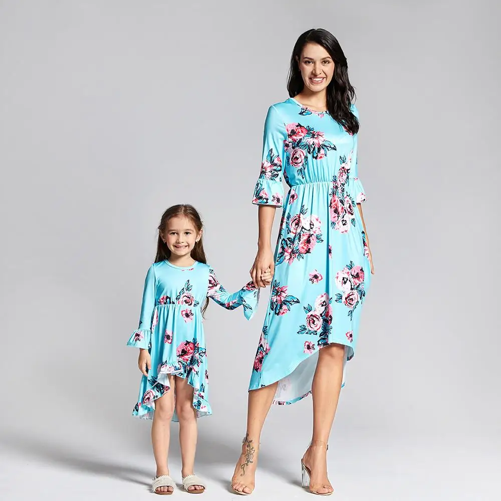 

Family Matching Clothes Autumn Blue Print Flare Sleeve Irregular Dress Mom and Daughter Dress Mommy and Me Family Look Outfits