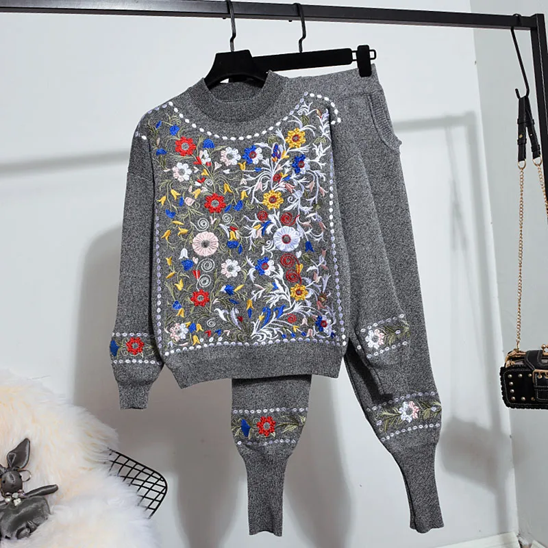

2019 Autumn Winter New Fashion Knitted Sweater Women Embroidery Long sleeve Set + Knit Harlan Pants Women Two Piece Outfits Tide