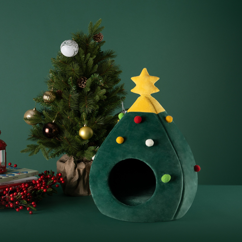 Christmas Tree Pet Bed