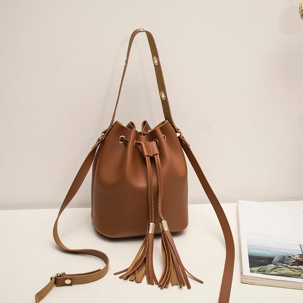 Маленькая сумка для женщин, кожаная однотонная сумка на плечо, модная резинка, сумка-ведро с кисточками, женская сумка для телефона, карман для основной женщины