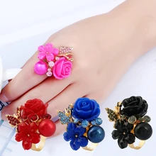 Новое цветочное кольцо для женщин ювелирные изделия из смолы розы цветок кольца Регулируемый большой кристалл свадебное кольцо на палец Bijoux Homme