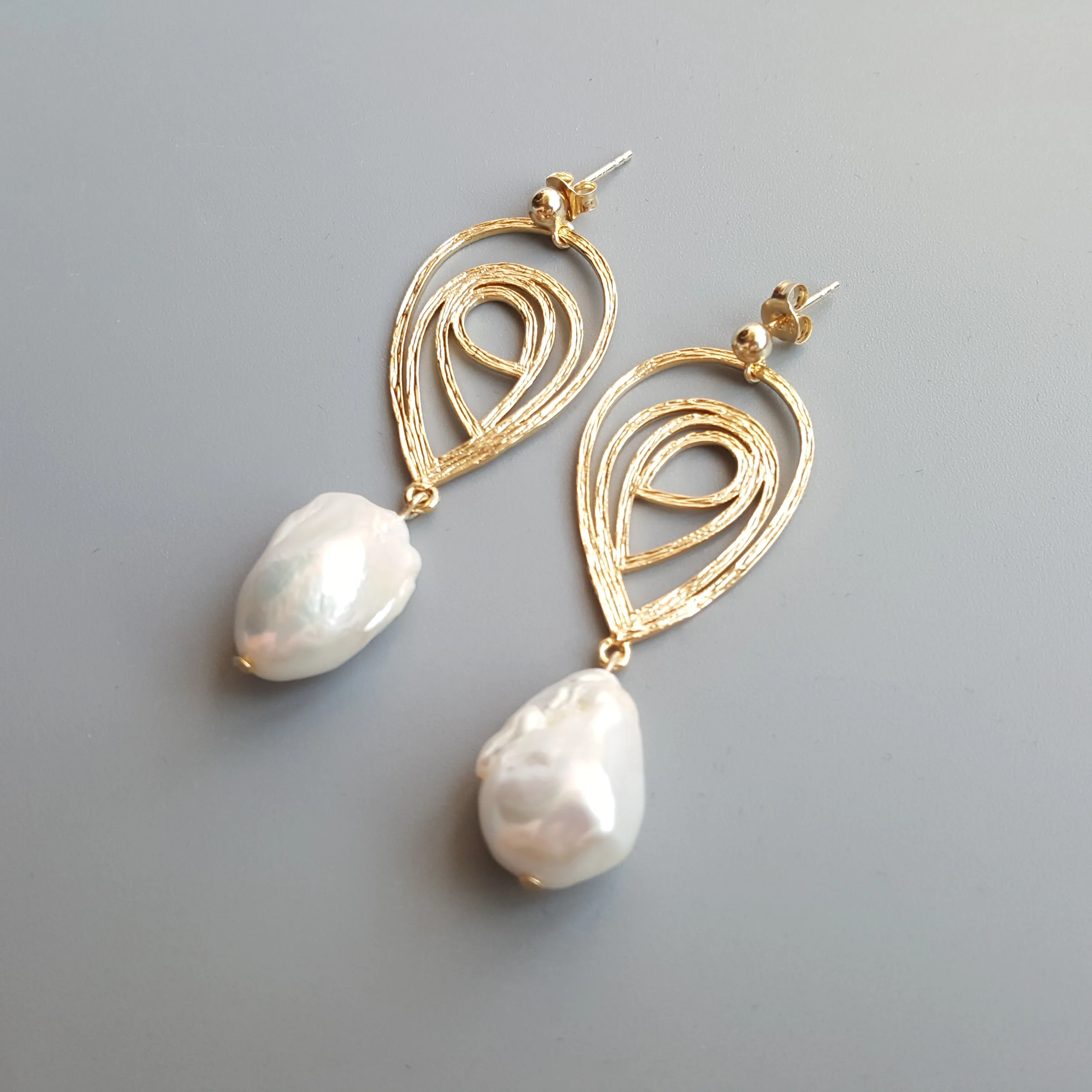 

Lii Ji Baroque Pearl Vintage Style Stud Earrings 925 Sterling Silver Handmade Delicate Long Earrings Jewelry
