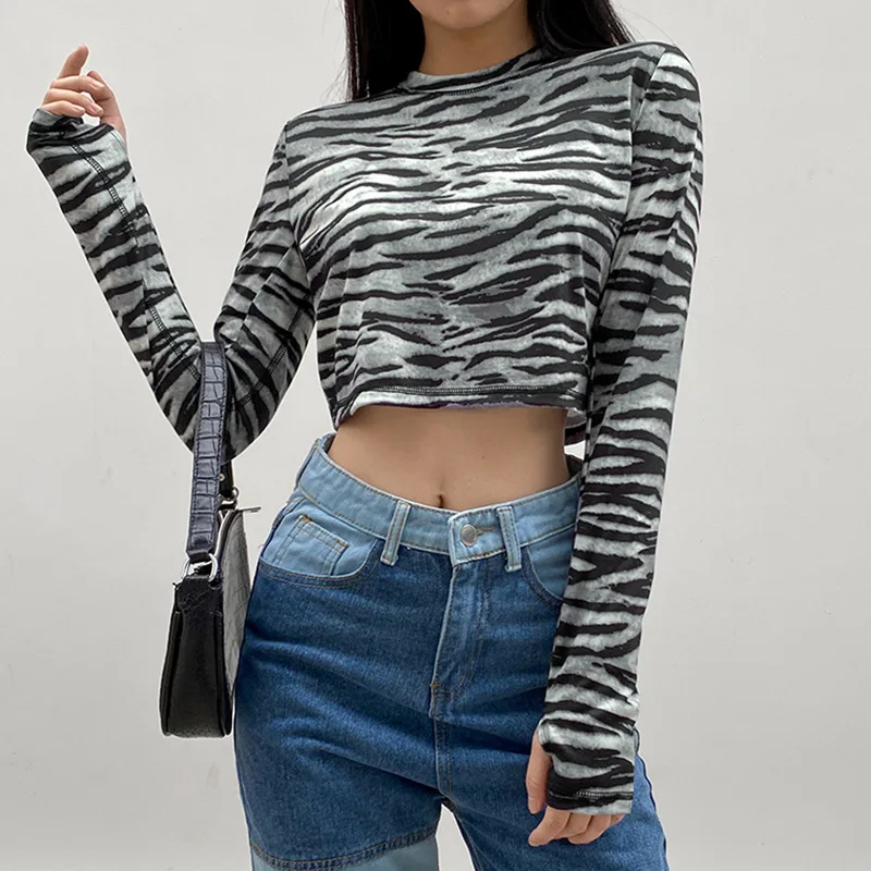 T Shirt Women Sexy Zebra Pattern Printed Crop Top Streetwear Fall Long Sleeve Crew Neck Animal Print Thumb Holes Basic Tee Shirt