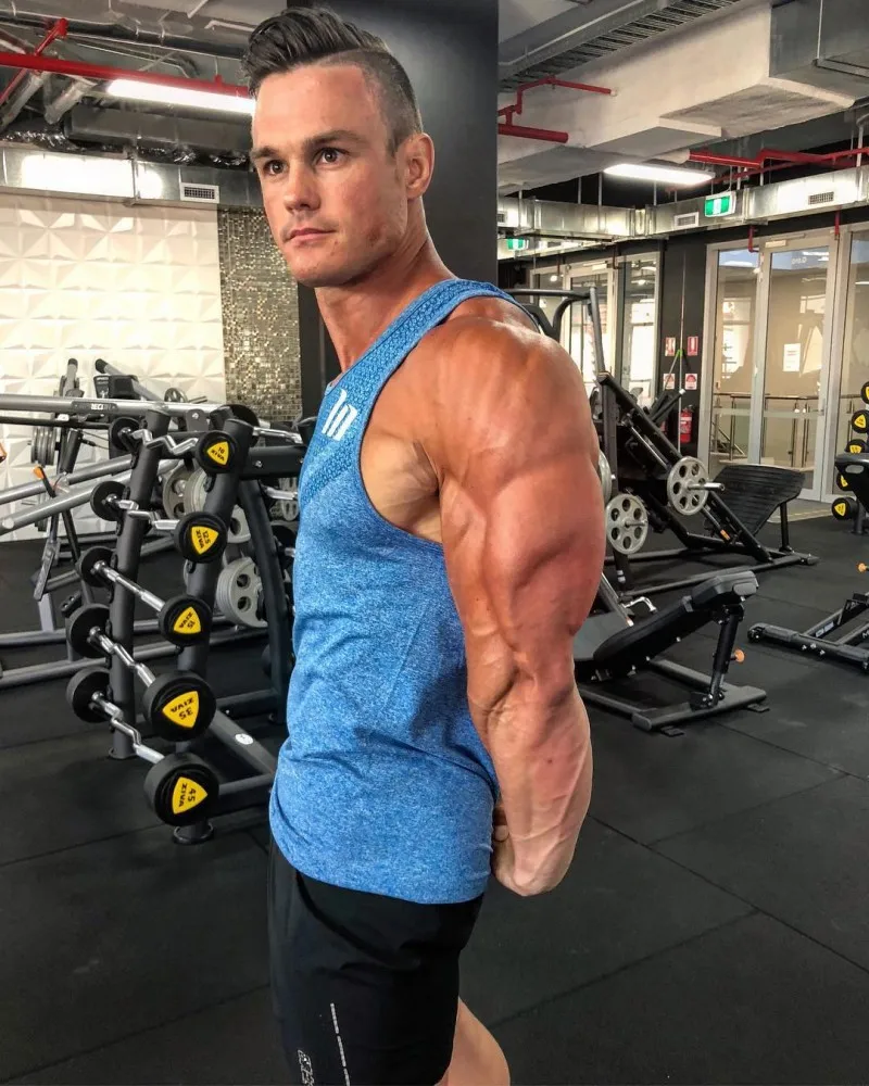 11594210797_447170321