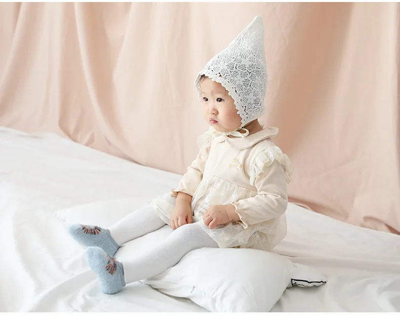 Autumn and winter new baby floor socks cartoon velvet yarn baby socks children's non-slip toddler footwear