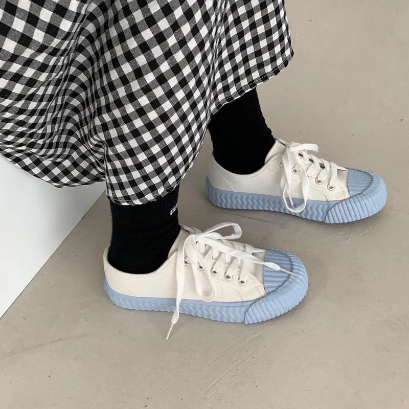 New Luxury Fashion Sneakers Women Shoes Woman Canvas Classics Retro Flats Lace-Up Shallow Woman Vulcanize Shoes Ladies Loafers