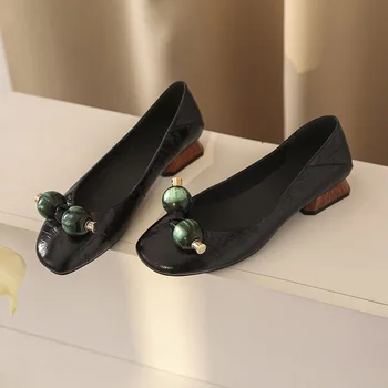 

new2021 brand spring autumn women pumps genuine leather black white mid heel shoes woman dress party casual shoes pumps big size