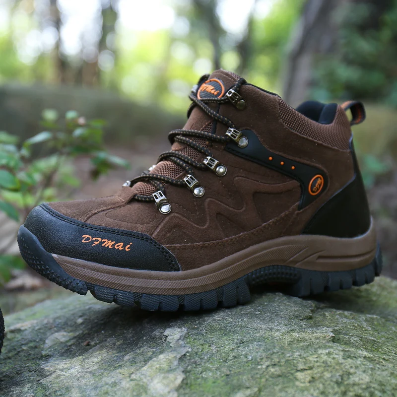 

2019 Mans Winter Shoes Leather Travel Boots Men Waterproof Non-slip Casual Shoes Men Big Size Sneakers High Quality Footwear