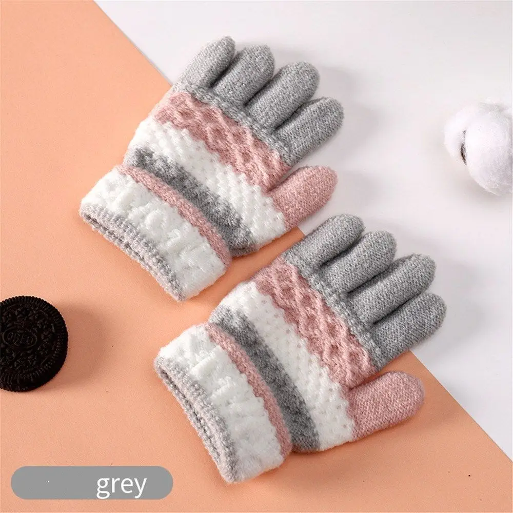 1Pair Warm Thick Children Soft Winter Autumn Full Finger Gloves Knitted Mittens Baby Gloves