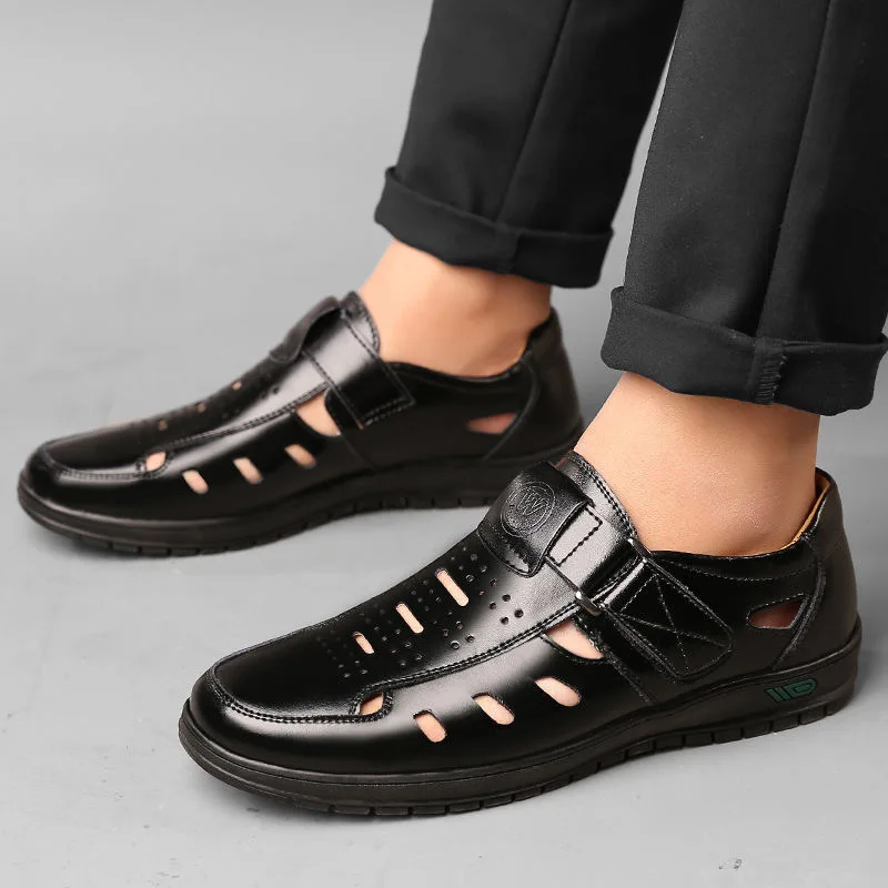 Summer Men Sandals Cozy Hollow Non-slip Soft Cool Lighted Breathable All-match Classic Wearable Fashion Casual Leather Sandals