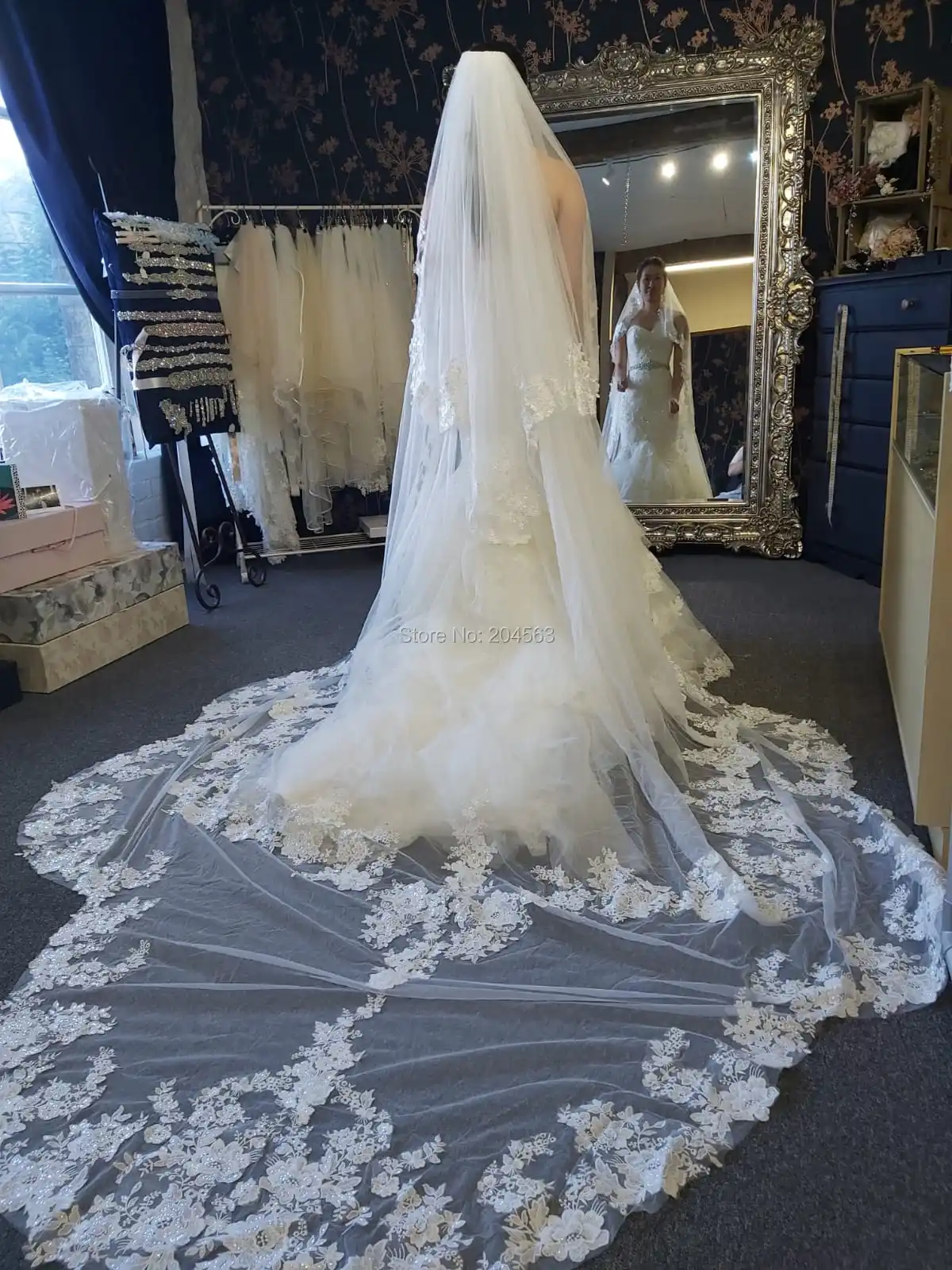 Velo de boda de dos capas con lentejuelas, velo de novia con peine, velo de  novia, Catedral, de lujo, único|Velos de novia| - AliExpress