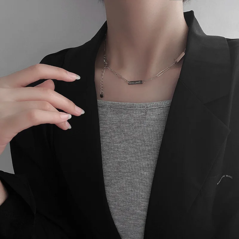 

Titanium Steel Mixed Silver Color Link Chain Necklaces for Women Hollow Chunky Linked Circle Letter Coin Chokers Necklace Gifts