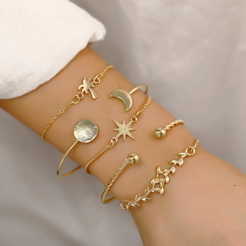 

Yobest Chain Gifts Adjustable Exquisite Bohemia Metal Bracelet Golden Sequin 5PCS/Set Valentines Gift 2019 New Arrival
