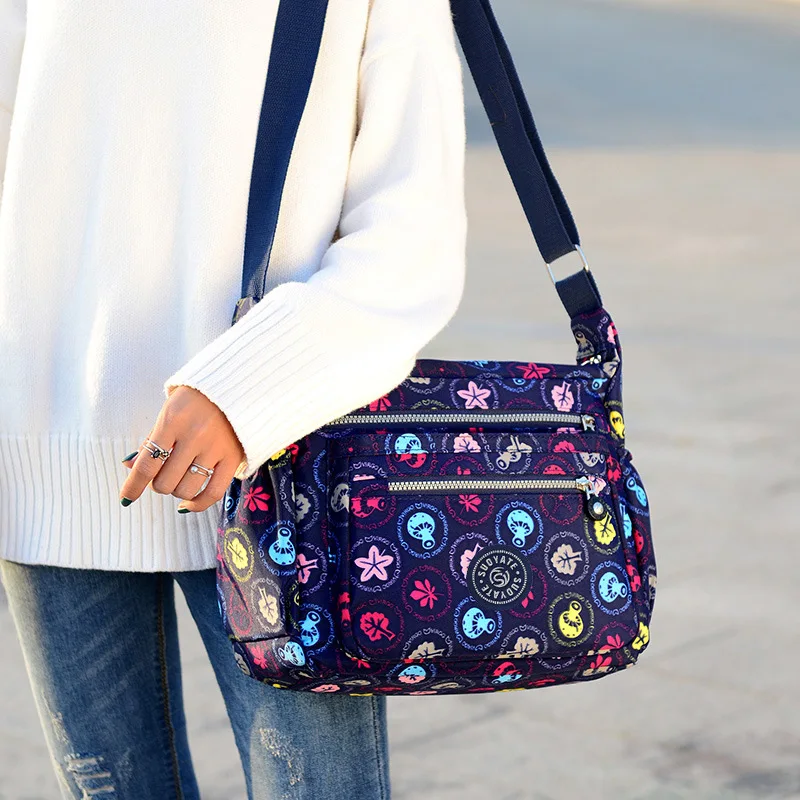 

Physical Store Hot Sales Nylon Waterproof Women's Travel Bag Shoulder Middle-aged Mom Diaper Bag