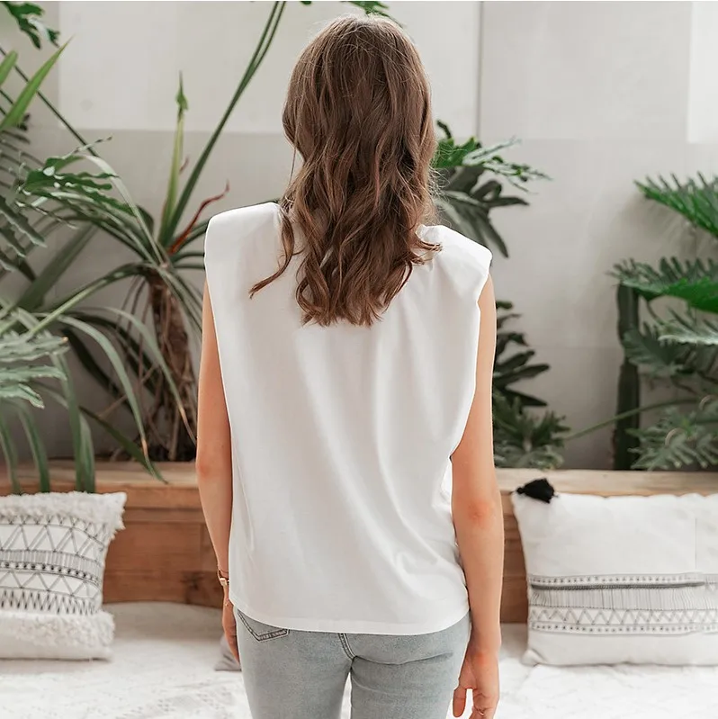 15892872584_2076025713