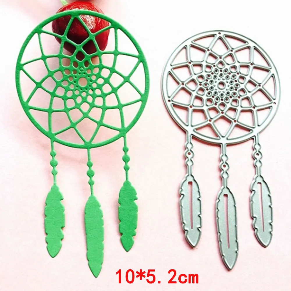

3 leaf dream catcher pendant embossed knife die