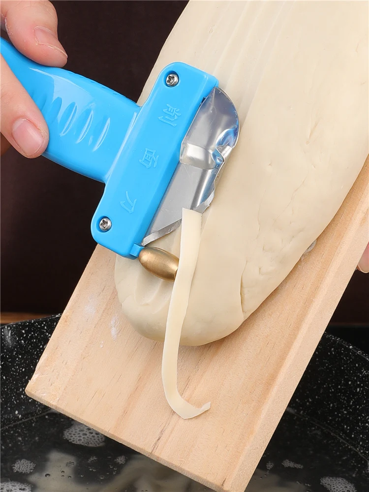 New type sliced noodles cutting tool cutting knife copper guide wheel Shanxi professional household handmade shaved noodles
