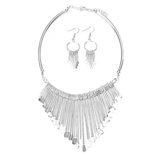 Moda nuevo lujo para mujer borlas metálicas colgante collar babero cadena pendientes declaración joyería conjunto oro plata Color regalo femenino(China)