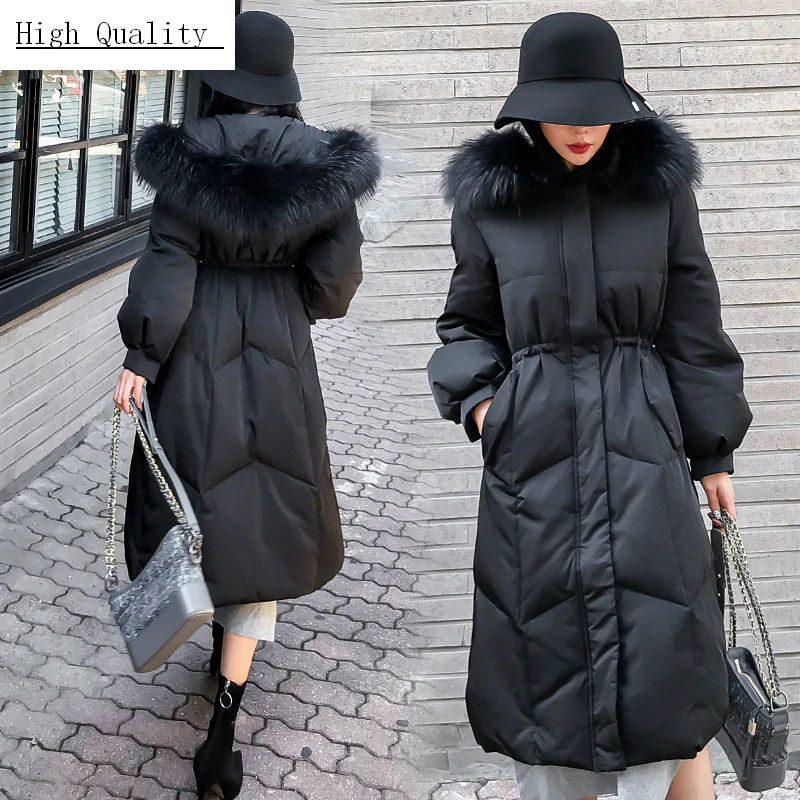 Winter Donsjack Vrouwen Winter Eend Down Jas Vrouwelijke Echte Wasbeer Bont Hooded Kleding Lange Parka Roze Jassen LWL1148 Winter Donsjack Vrouwen Winter Eend Down Jas Vrouwelijke Echte Wasbeer Bont Hooded Kleding Lange Parka Roze Jassen LWL1148