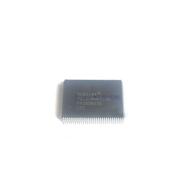 

Att7022 Att7022b Qfp44 Three-Phase Metering Ic Chip Att7022bu