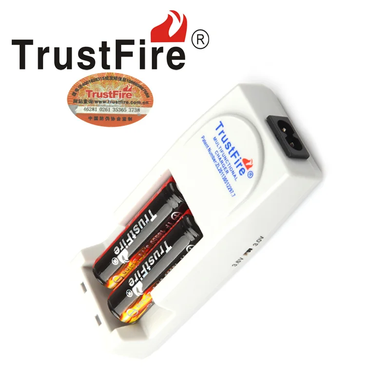 TrustFire TR-001 Li-Ion Батарея Зарядное устройство + 2 * 18650 2400 мАч 3 7 V Перезаряжаемые