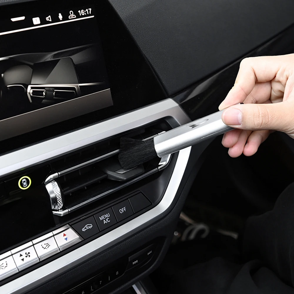 Soft Retractable Car Dust Remover Air Vent Detailing Cleaning Brush Cleaner For Toyota Corolla Yaris Rav4 C-HR Auris Camry Prius