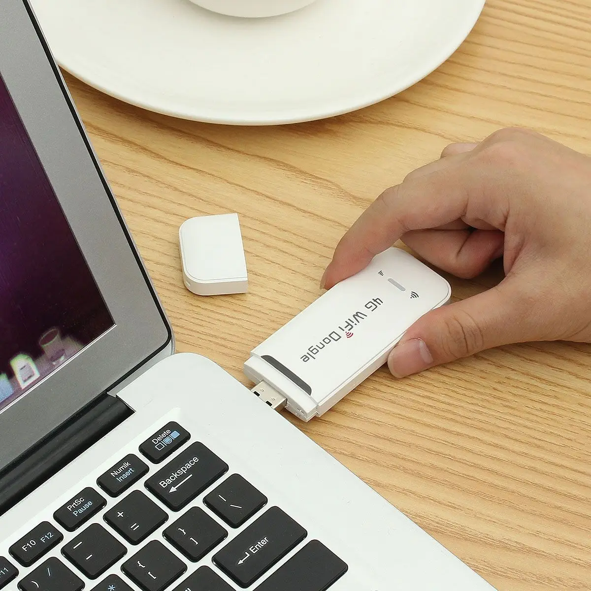150 Мбит/с Беспроводной 4 аппарат не привязан к оператору сотовой связи USB модем Wi-Fi Шифрование Мобильная точка доступа FDD: B1/3/5 аппарат, который не привязан к оператору сотовой связи: B38/39/40/41 WCDMA: B1