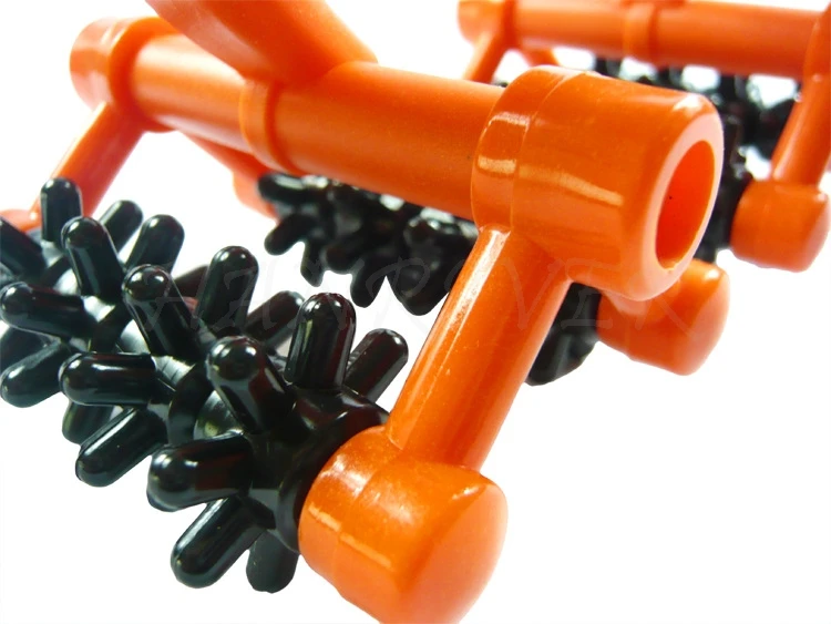 2148747679_944443003