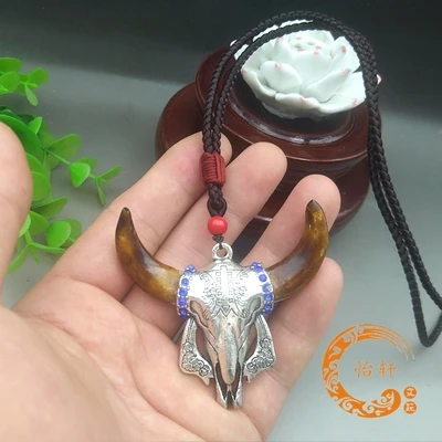 

Natural wild boar teeth inlaid silver Tiger Head Pendant