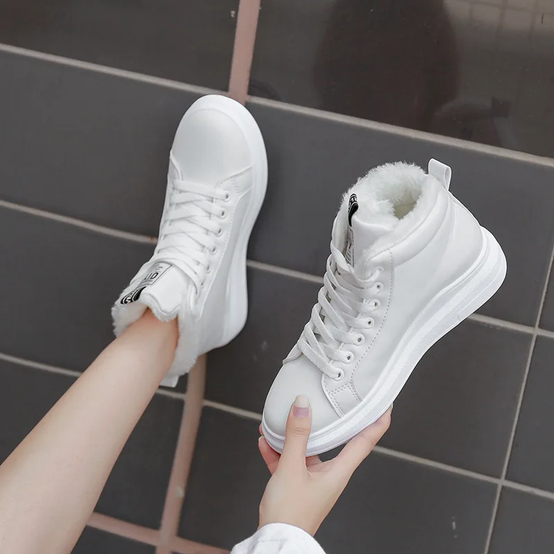 12063585162_1827748962