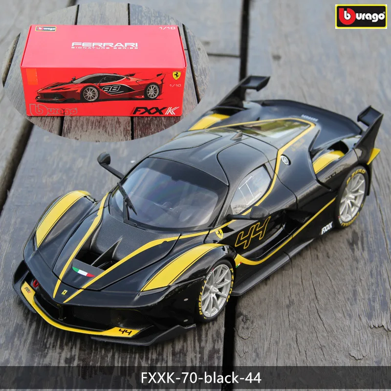 Bburago 1:18 Ferrari FXXK Black 44 car alloy car model simulation car decoration collection gift toy Die casting model boy toy bburago 1 18 new style ferrari sf90 convertible car model die casting model simulation car decoration collection gift toy