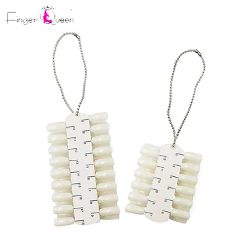 Billige 24/36/doppelseitige Nagel Swatch Platz Geeignet Für Professionelle Salon Farbe Karte Nail Art Ausbildung Hand Probe Stehen Maniküre