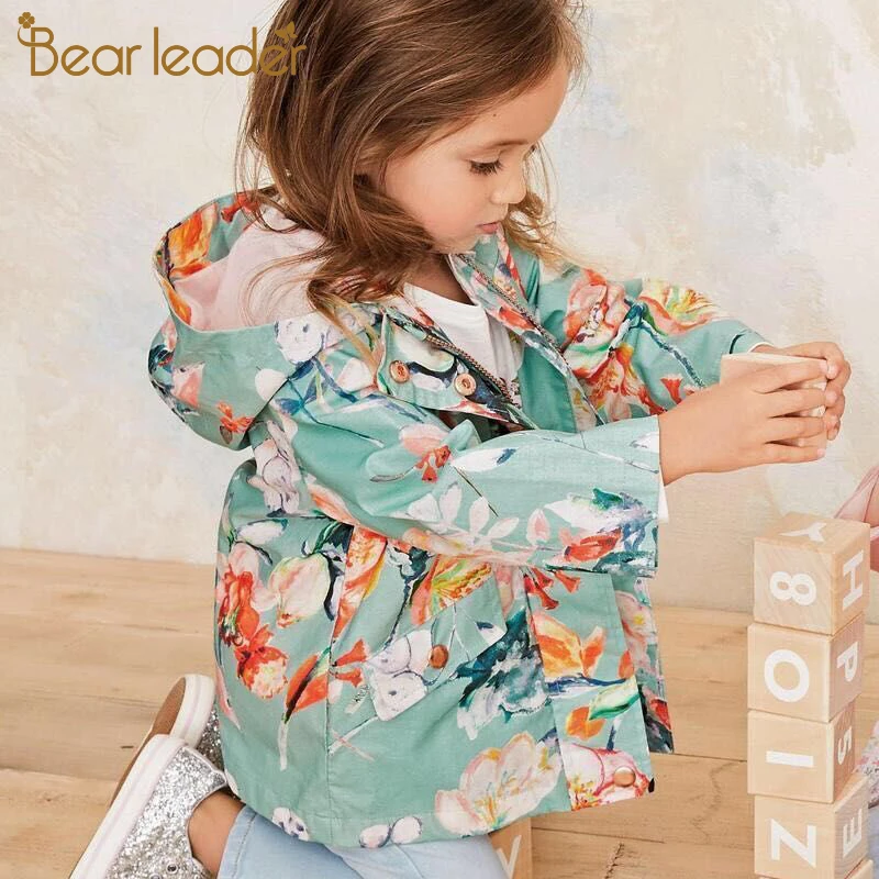 Bear Leader/пальто для девочек; куртки; новые осенние детские пальто; куртка с рисунком; детская верхняя одежда с капюшоном; ветровка с граффити