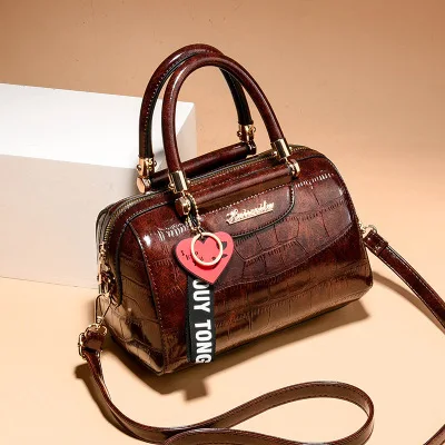 Женская сумка, женские сумки, роскошная дамская сумка из искусственной кожи, сумка почтальона, дизайнерские новые сумки для женщин и стильные сумки с кисточками - Цвет: Brown