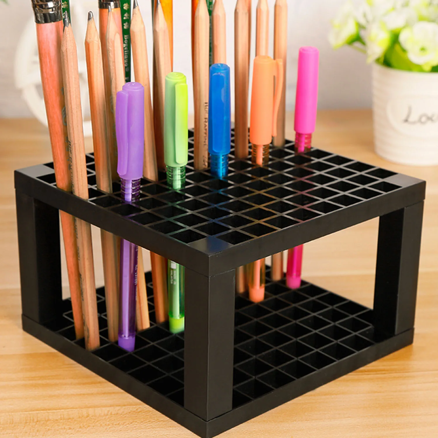 

96 Hole Plastic Painting Pencils Brushes Colored Pencils Pen Holder Organizer Desk Stand for Drawing Markers Makeup Brushes Pens