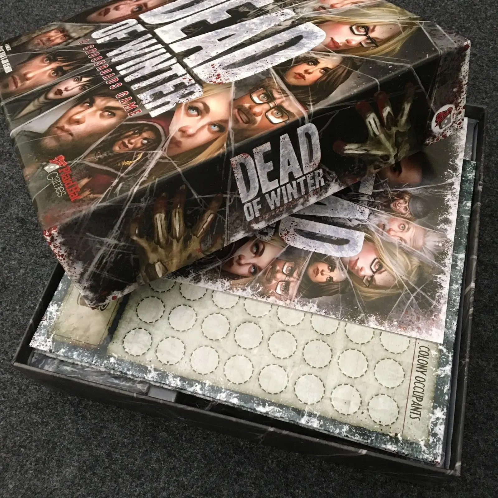 Dead of Winter Death Winter полностью английская развивающая настольная карточная игра в шахматную клетку