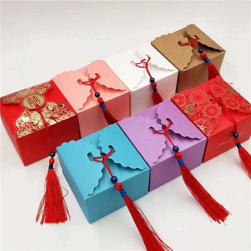 

Free Shipping 12pcs 9x9x6cm Colorful Wedding Favors and Gifts Box Paper Party Supplies Decorations Giveaways Boxes with Red Rope