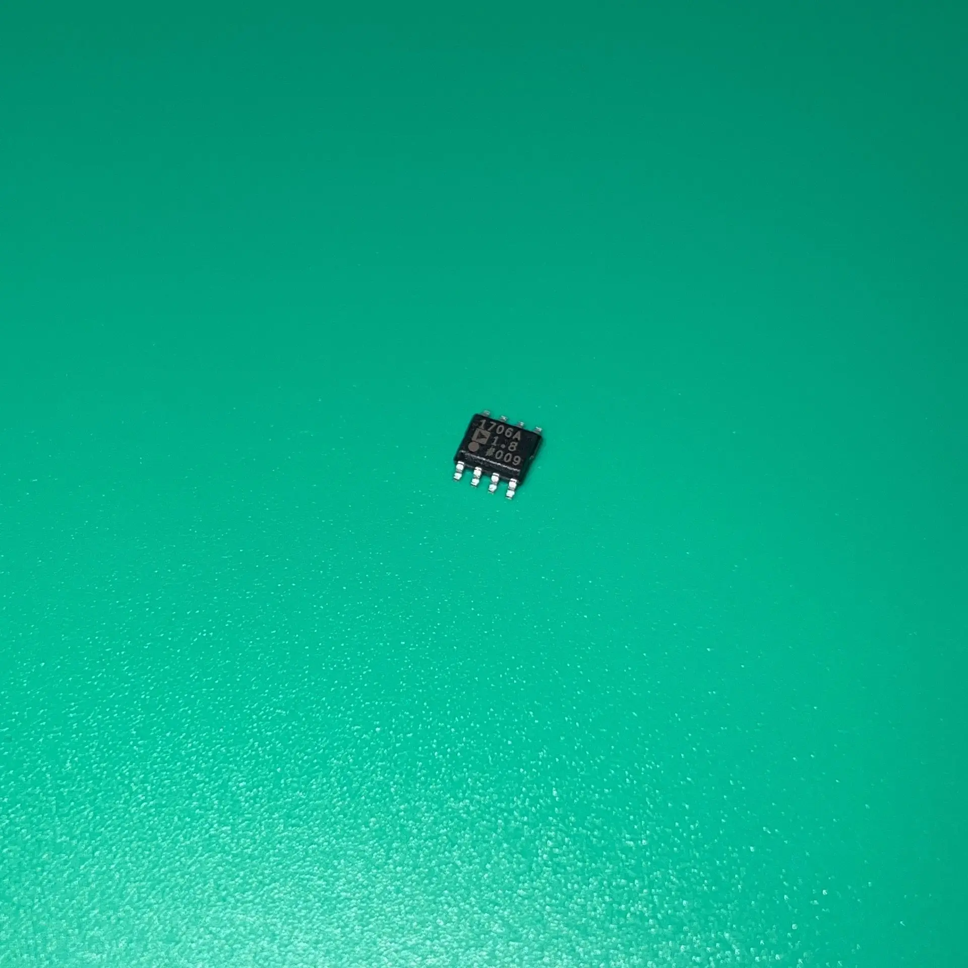2pcs/lot ADP1706ARDZ 1.8 SOP8 1706A 1.8 IC REG LDO 1.8V 1A 8SOIC 1706A1 ...