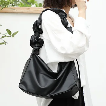 

2020 new Korean fold handbag simple fashion solid color underarm shoulder bag casual fashion PU crossbody bag