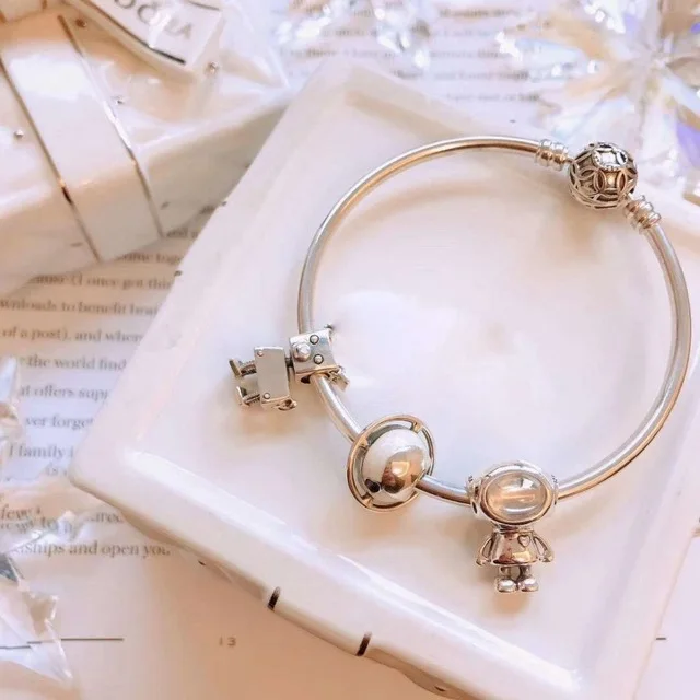 

Keris Store High Quality 1:1 100%925 Sterling Silver Dog Planet Bracelet Free Shipping