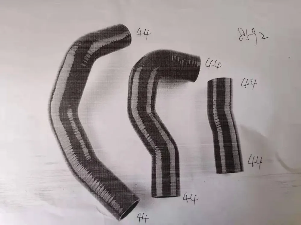 8592